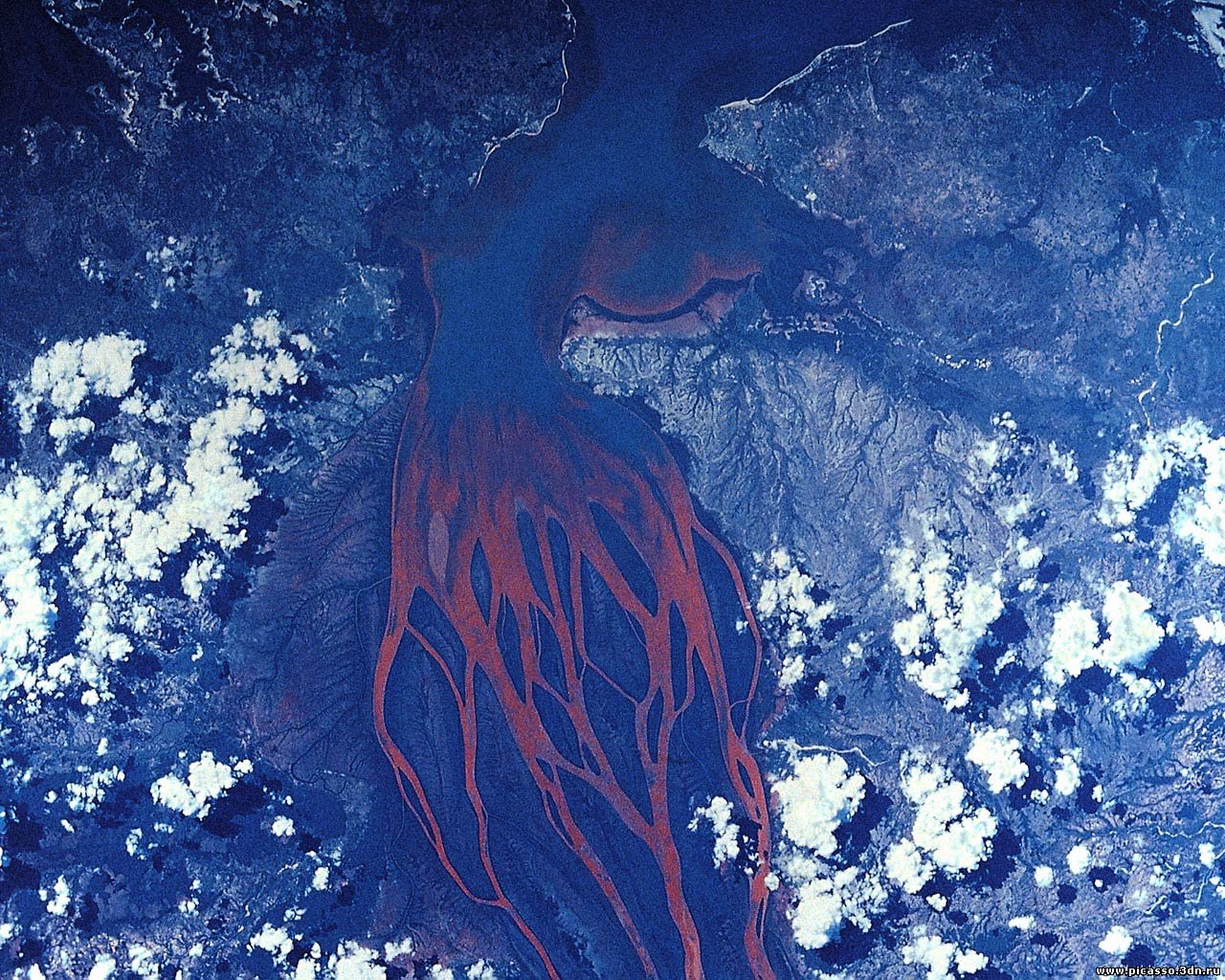 00018766